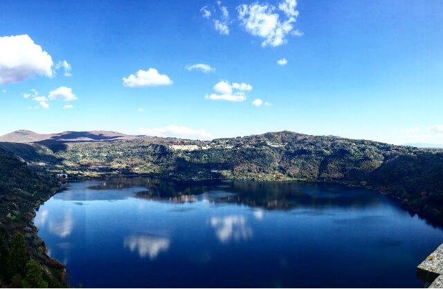 Vistas al Lago di Nemi o especulo de Diana (espejo de Diana).